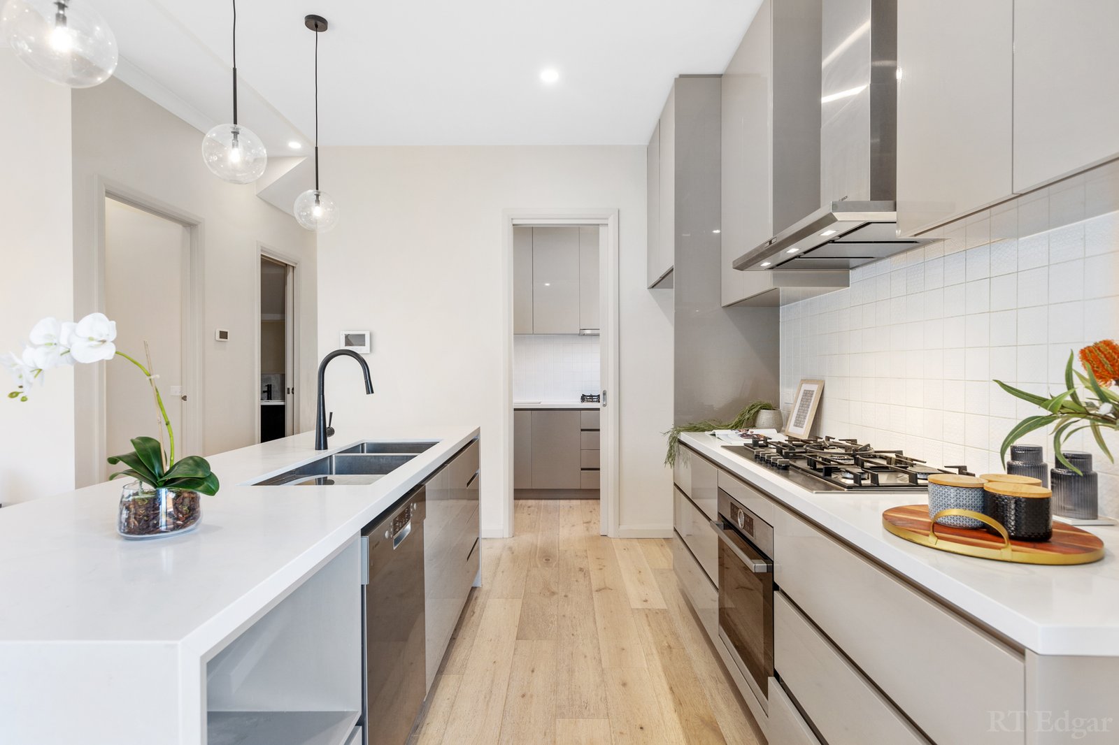 Real Estate and Property in 64 Finlayson Street, Doncaster, VIC