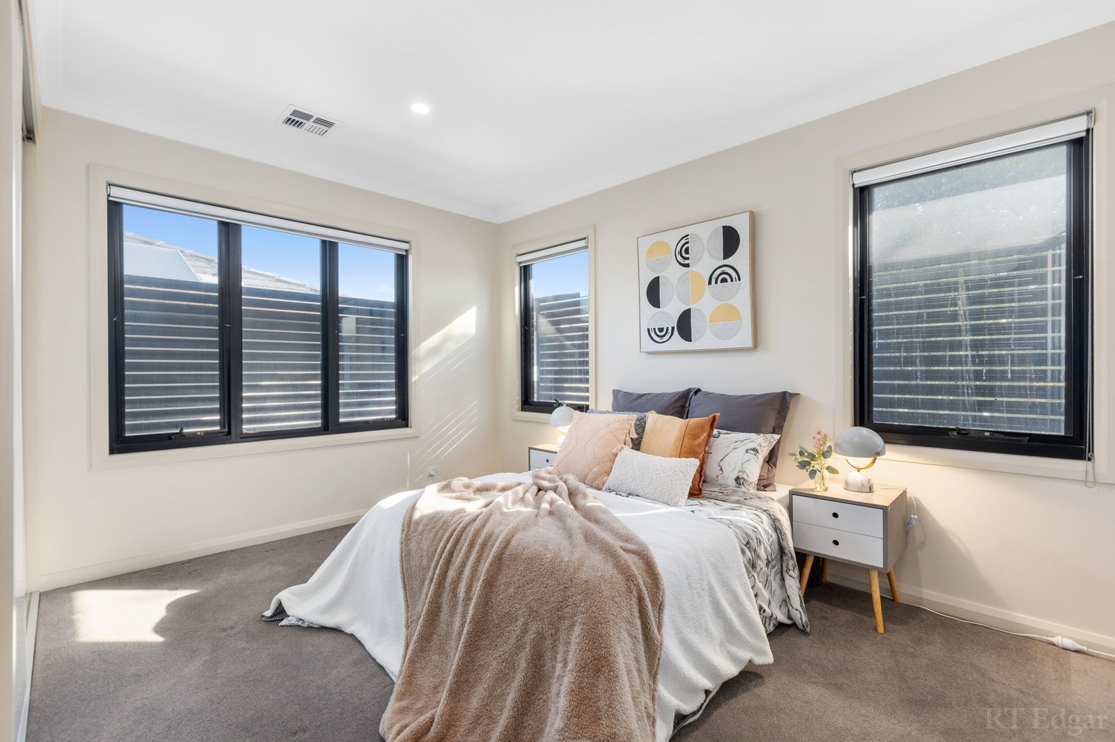 Real Estate and Property in 64 Finlayson Street, Doncaster, VIC