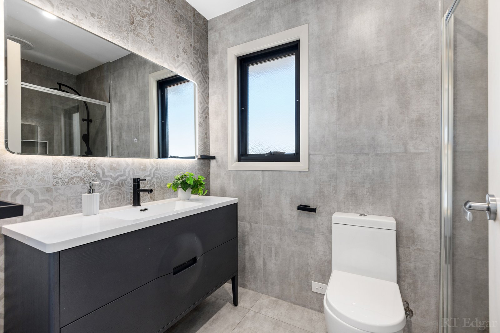 Real Estate and Property in 64 Finlayson Street, Doncaster, VIC