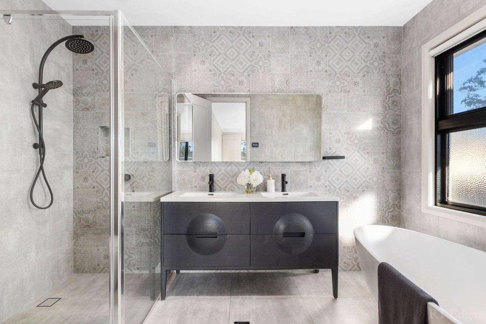 Real Estate and Property in 64 Finlayson Street, Doncaster, VIC