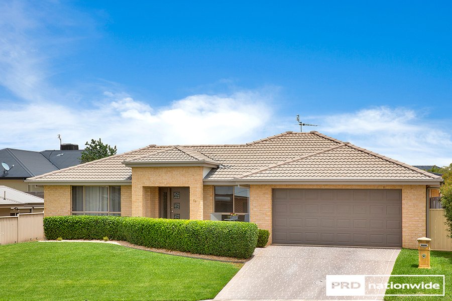 64 Grant Street TAMWORTH 1
