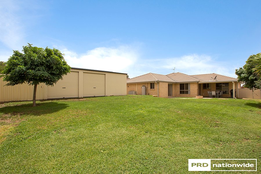 64 Grant Street TAMWORTH 3