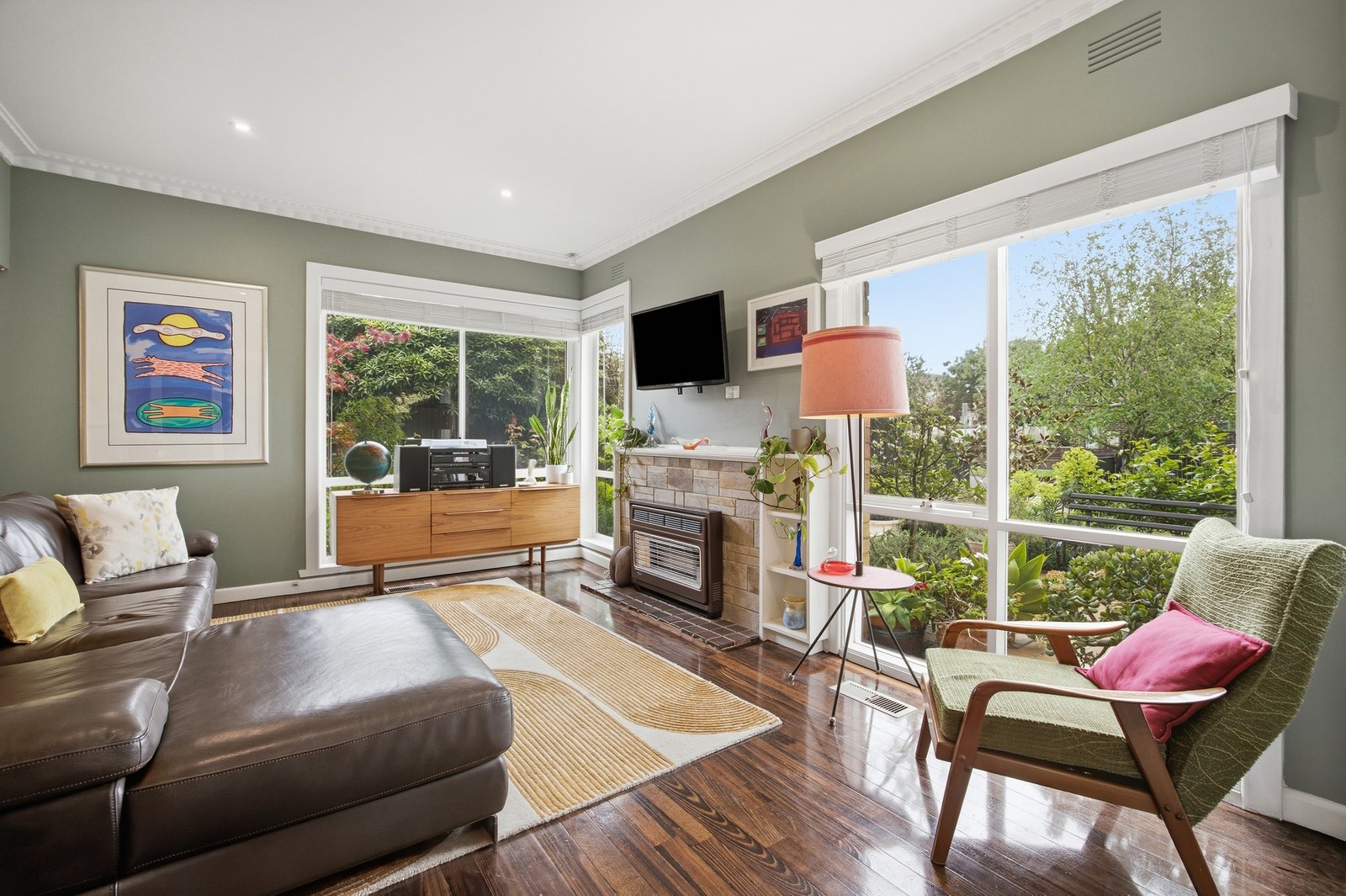 Gallery: 64 Hall Street