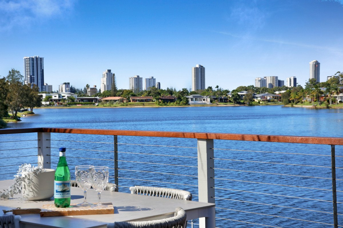 64 Honeyeater Drive Burleigh Waters 4