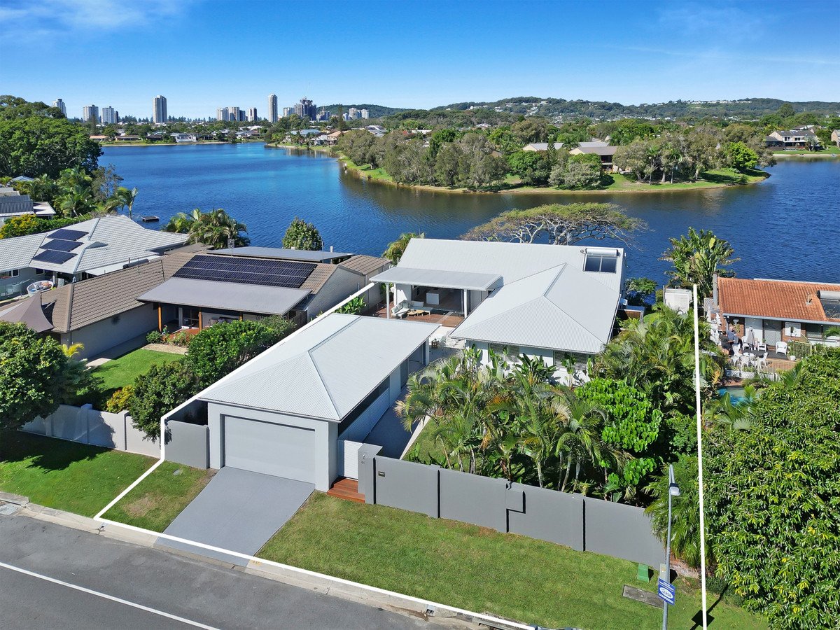 64 Honeyeater Drive Burleigh Waters 6