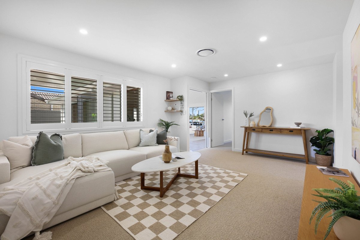 64 Honeyeater Drive Burleigh Waters 21