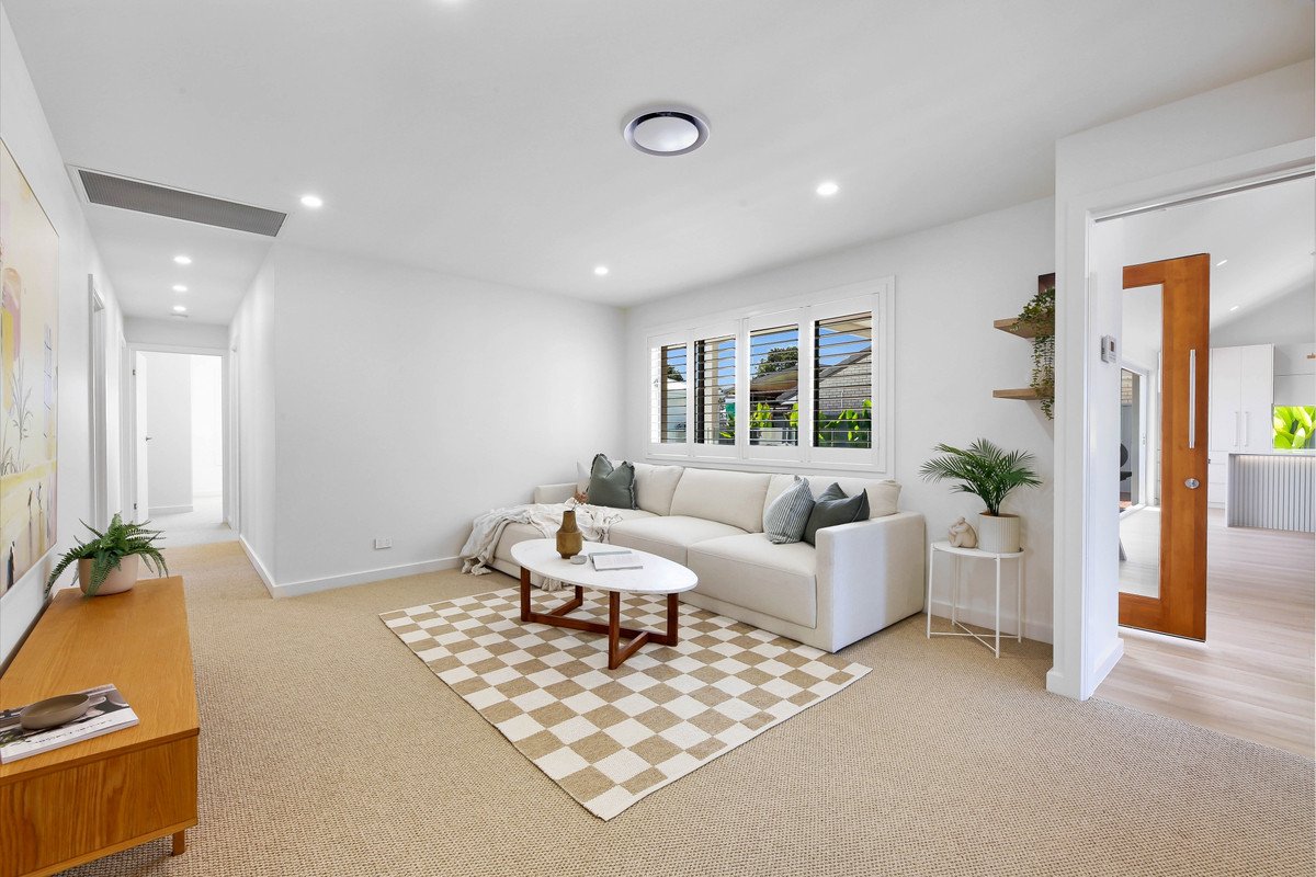 64 Honeyeater Drive Burleigh Waters 22