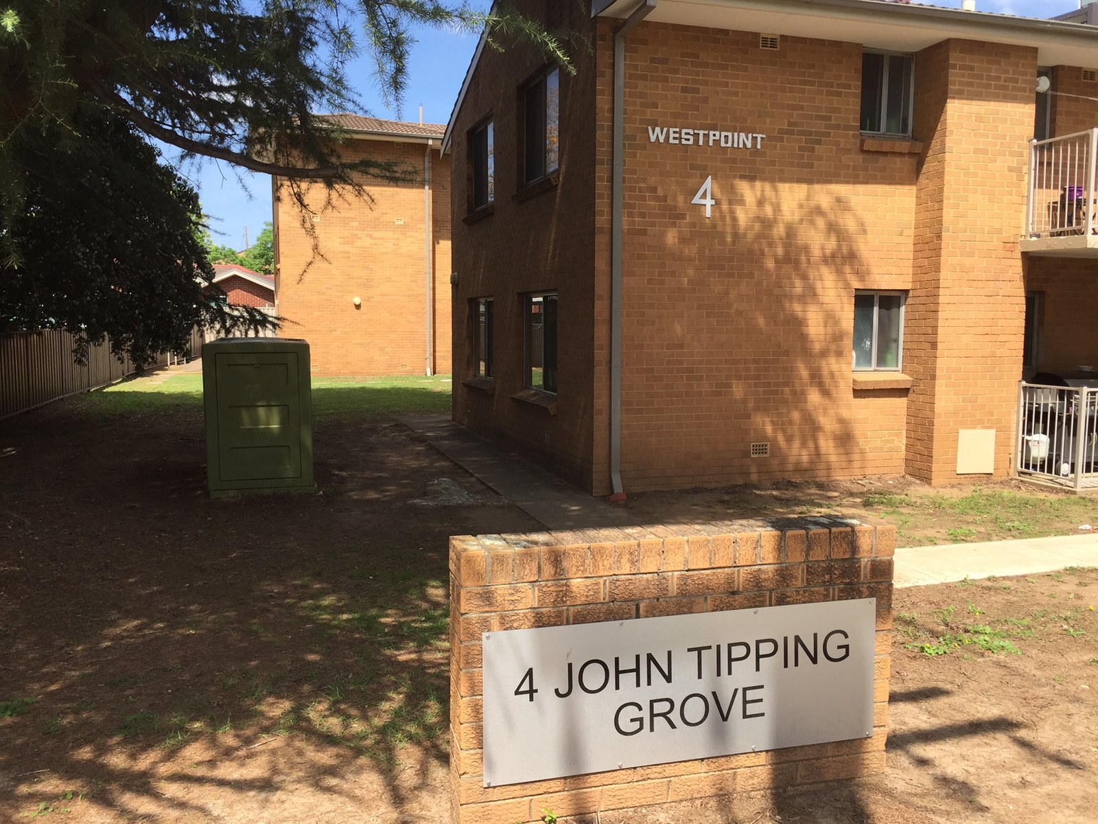 6/4 John Tipping Grove PENRITH 12