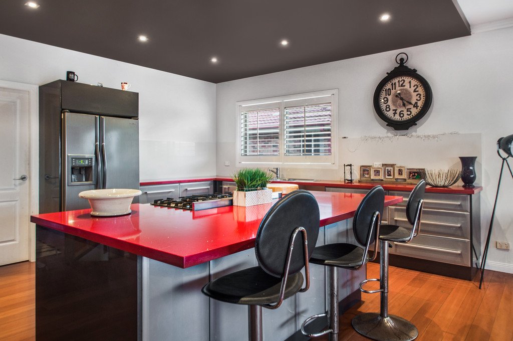 64 Kanahooka Rd  KANAHOOKA 2