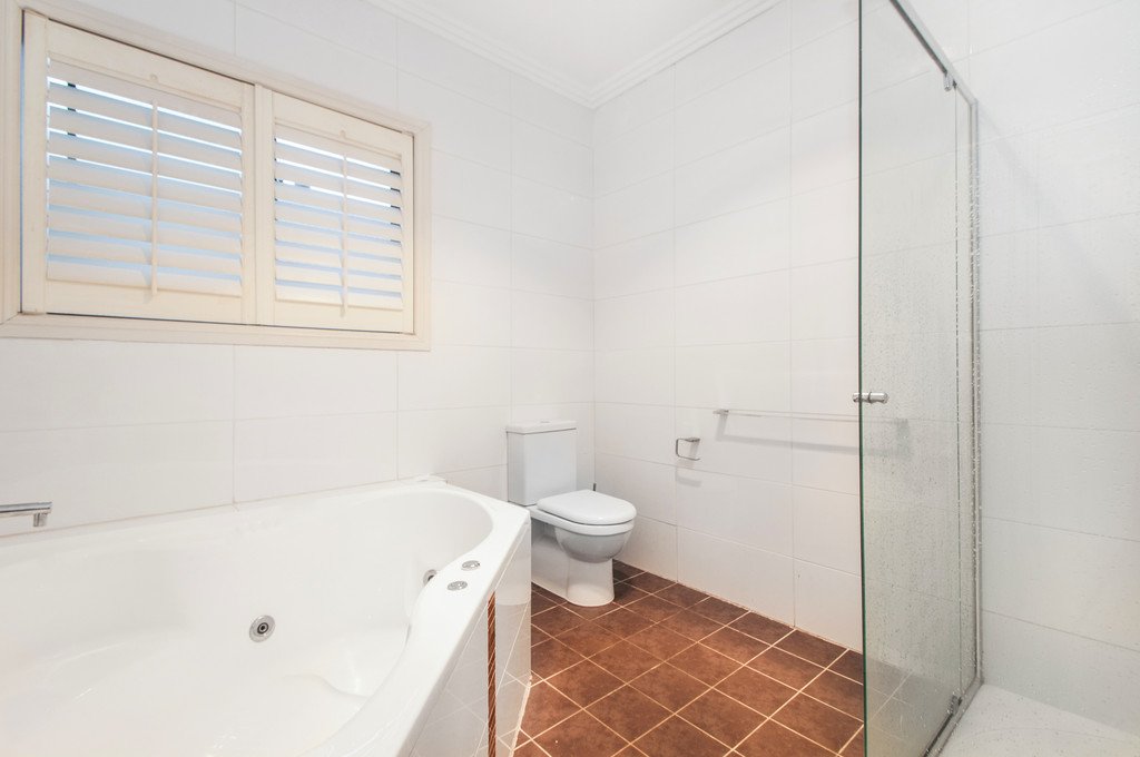 64 Kanahooka Rd  KANAHOOKA 5