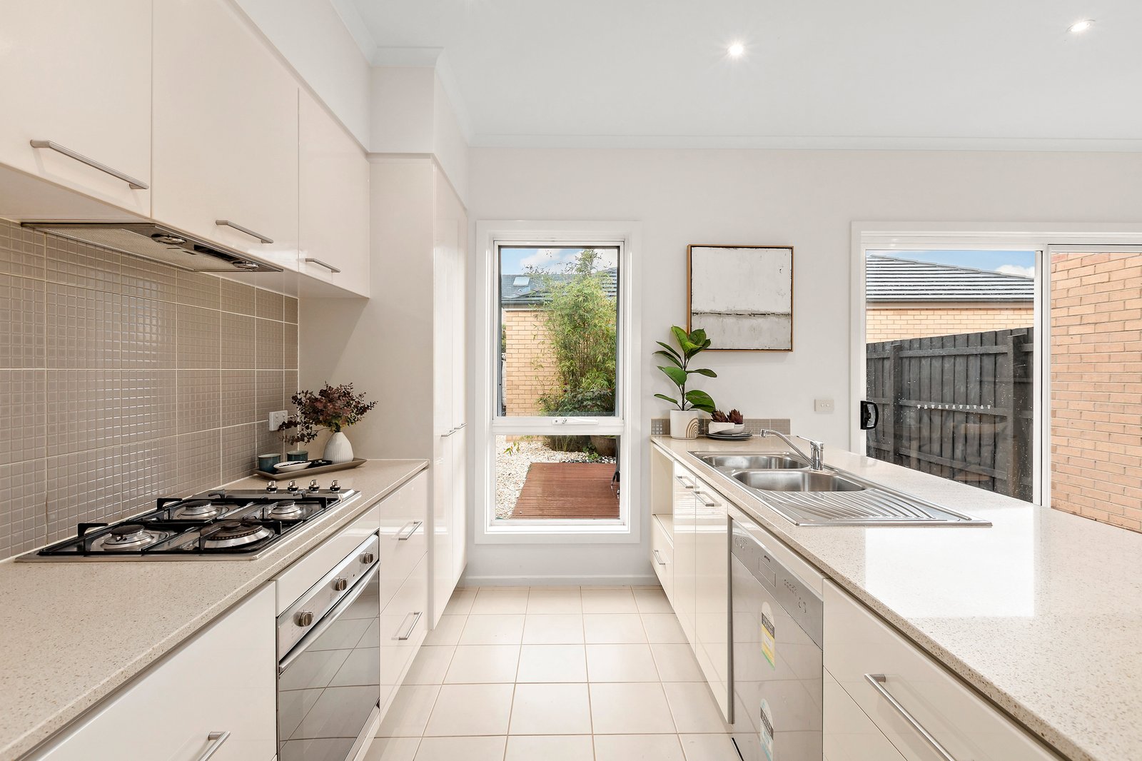 Gallery: 64 La Perouse Boulevard