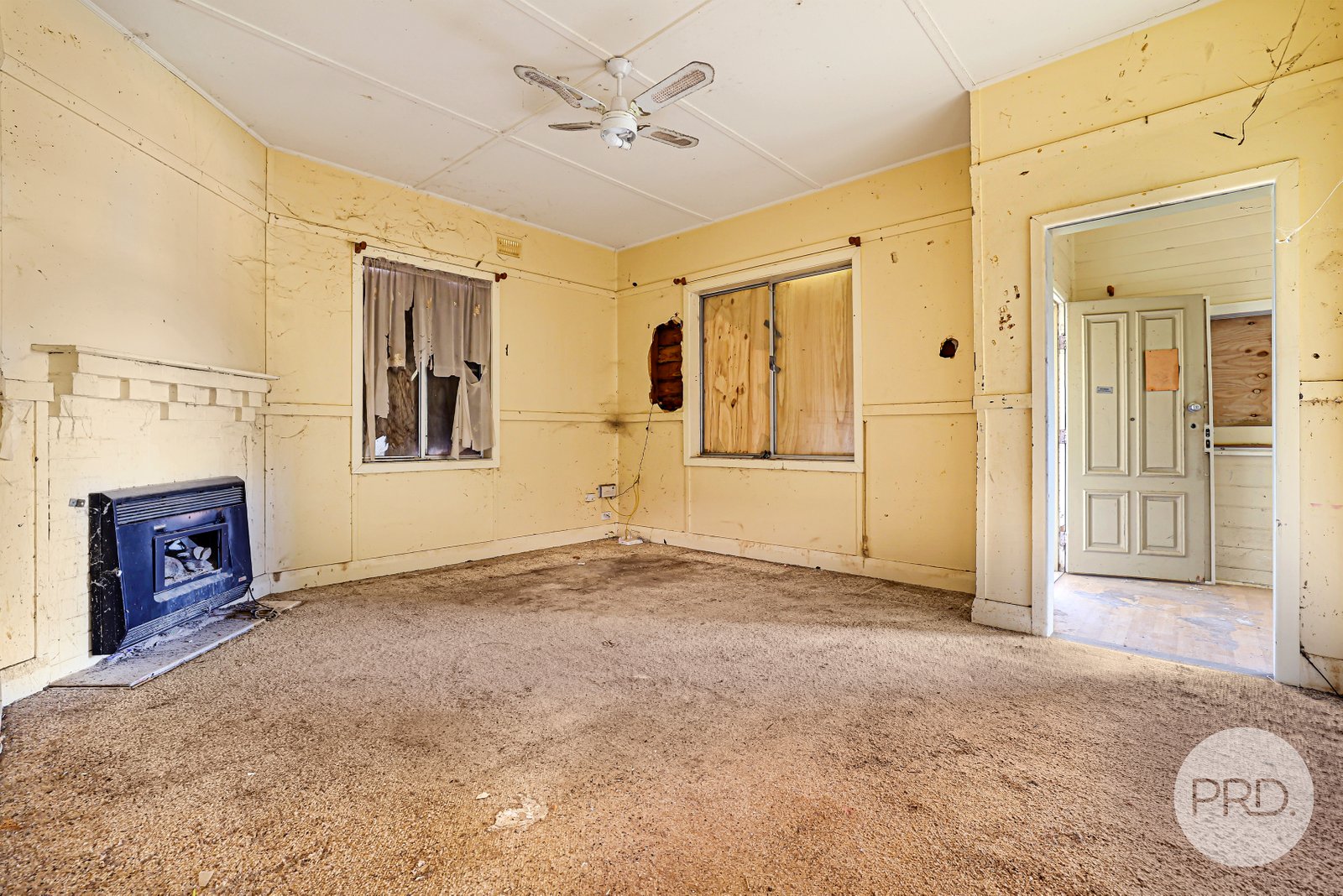 64 Learmonth Street WILLOW TREE 5