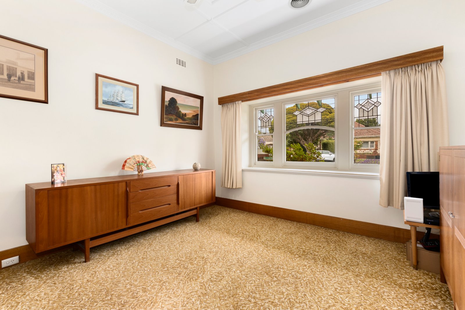 64 Leila Road, Carnegie, VIC