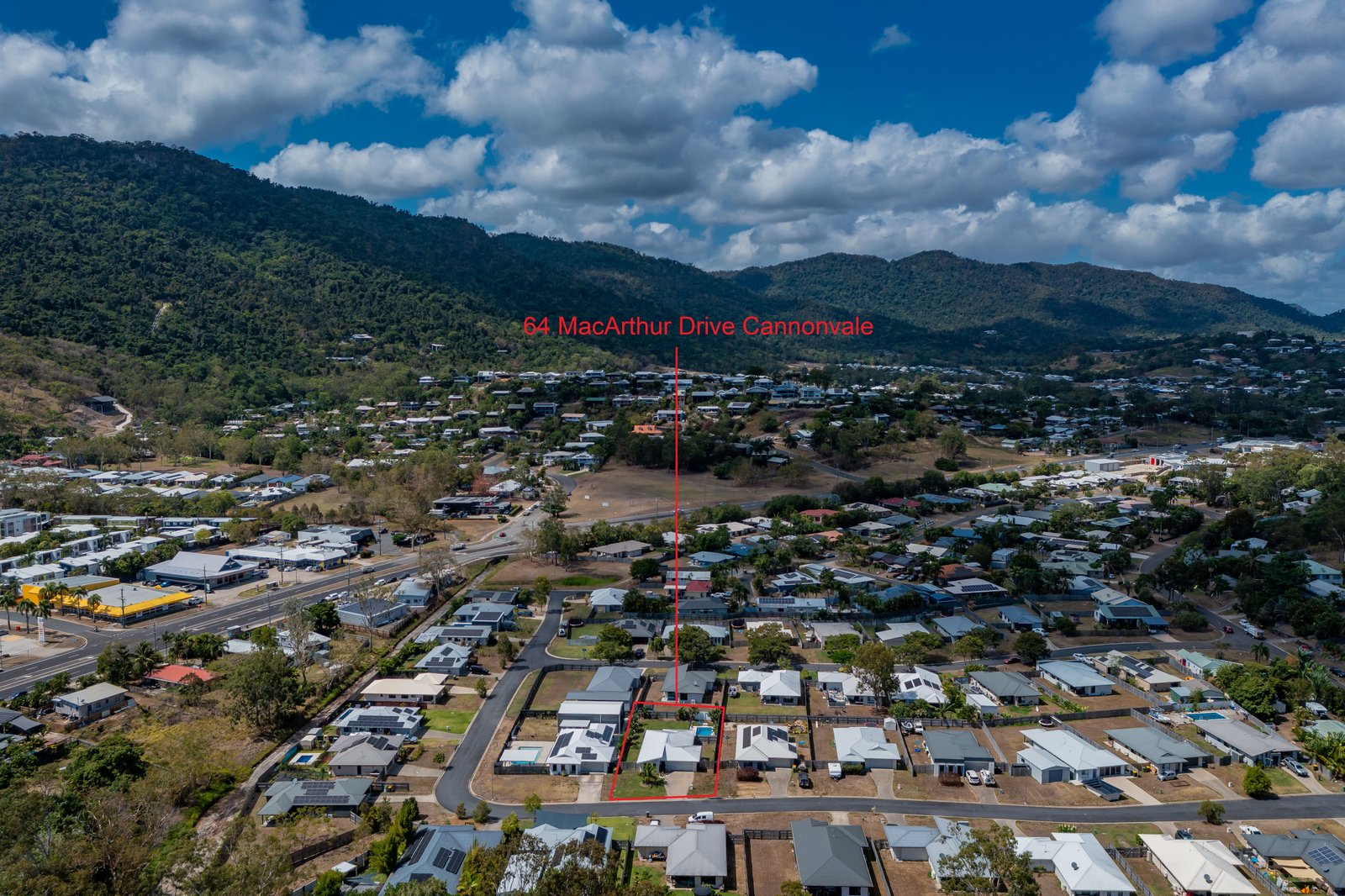 64 Macarthur Drive CANNONVALE 19