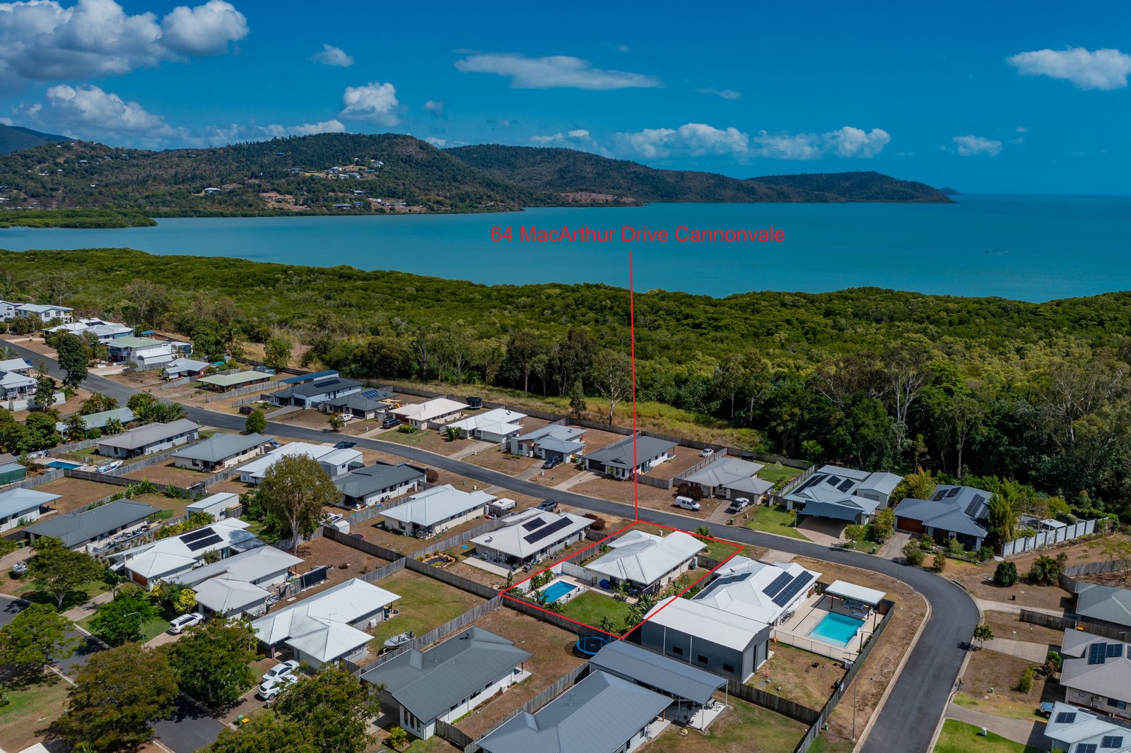 64 Macarthur Drive CANNONVALE 20