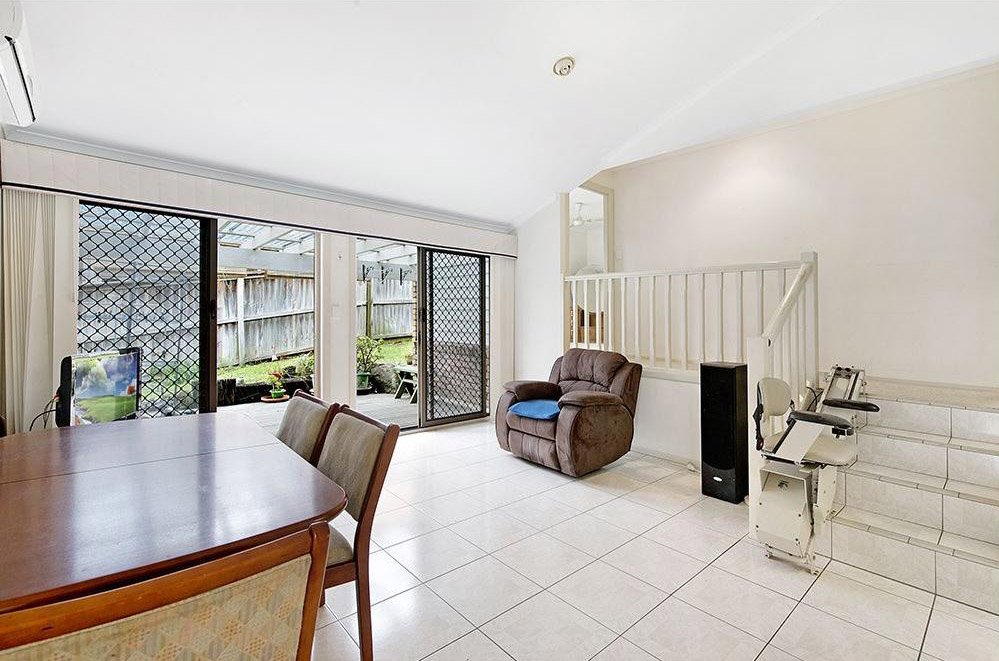 6/4 Madsen Place SOUTHPORT 5