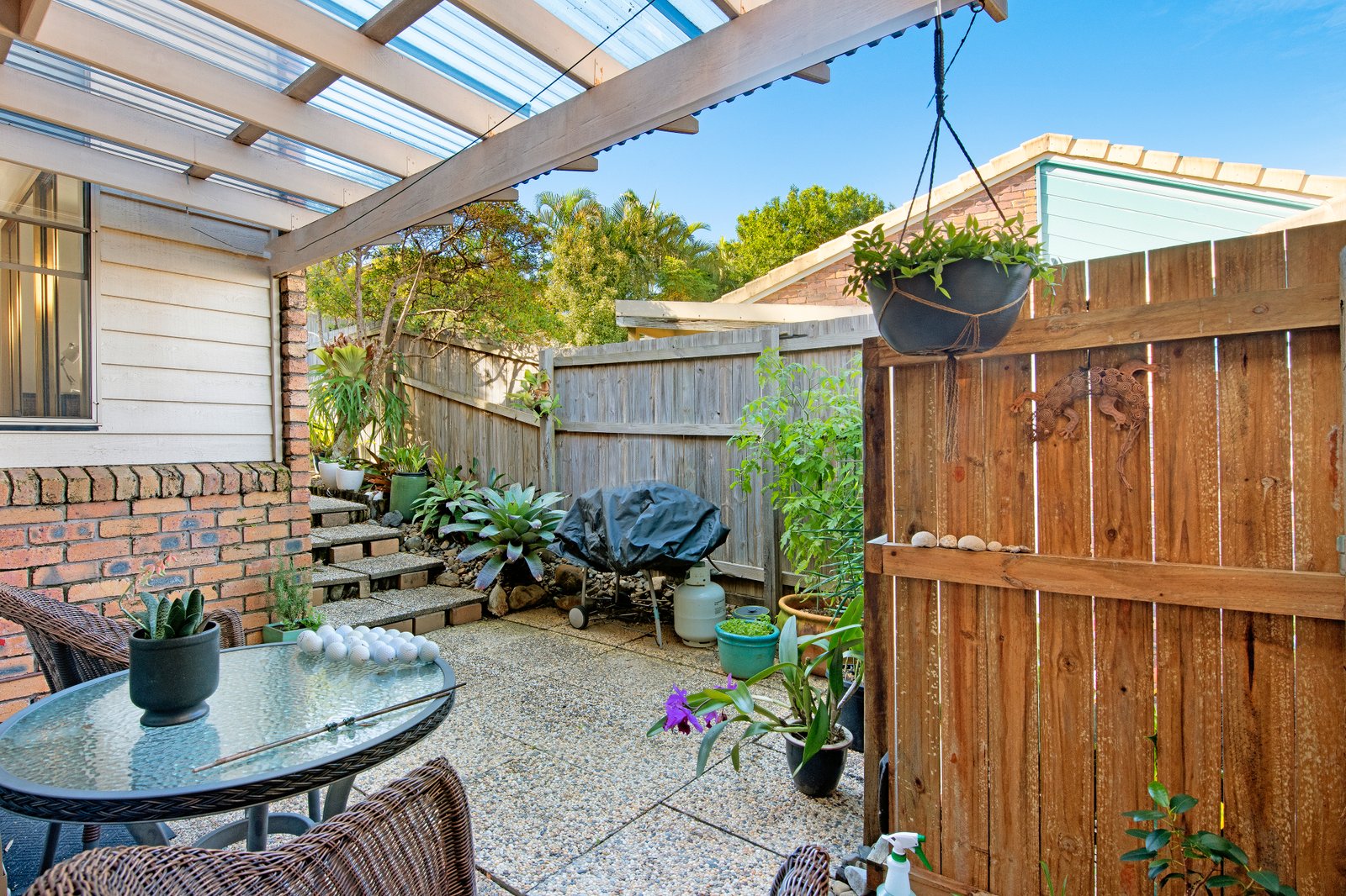 6/4 Madsen Place SOUTHPORT 15