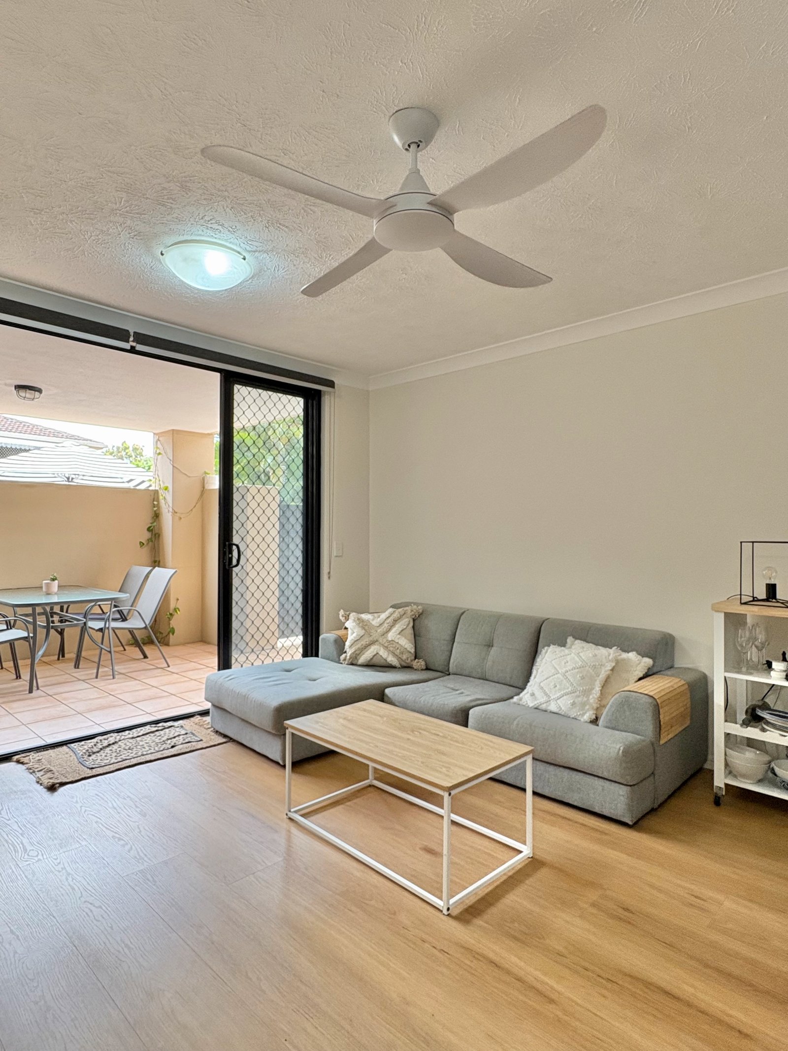 6/4 Mawarra Street PALM BEACH 3