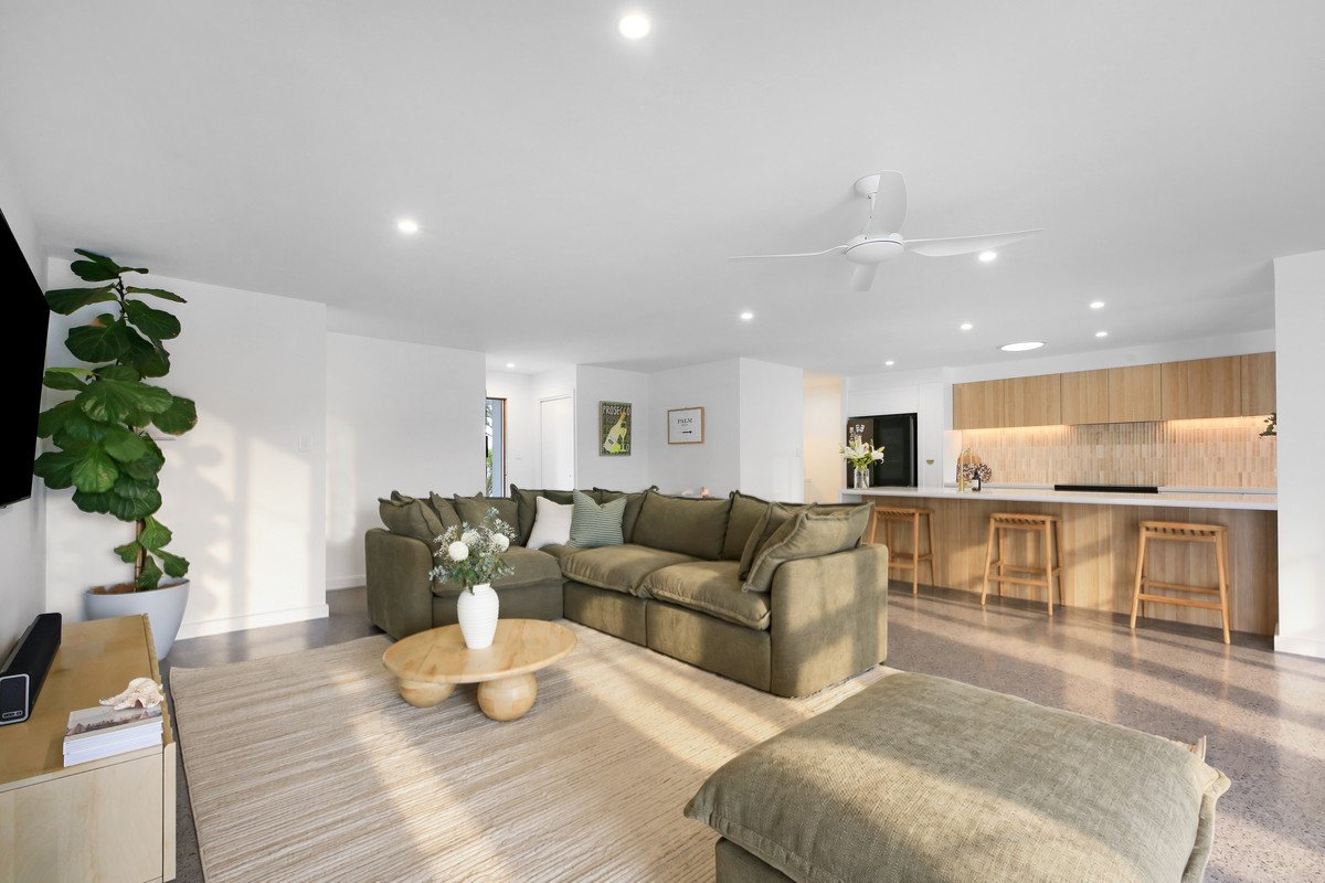 64 Melaleuca Drive Palm Beach 7