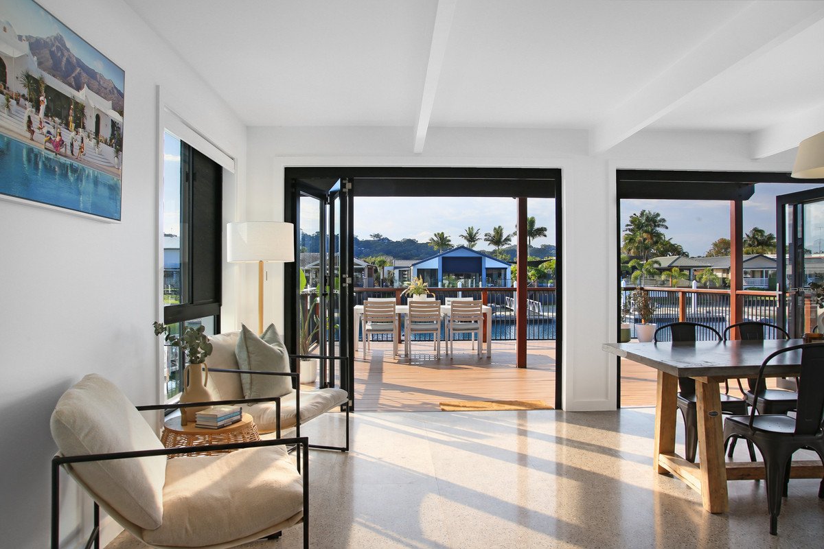 64 Melaleuca Drive Palm Beach 11