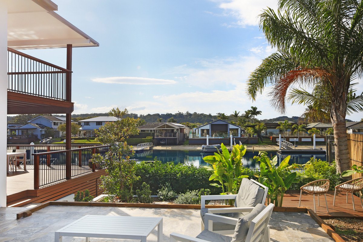 64 Melaleuca Drive Palm Beach 20