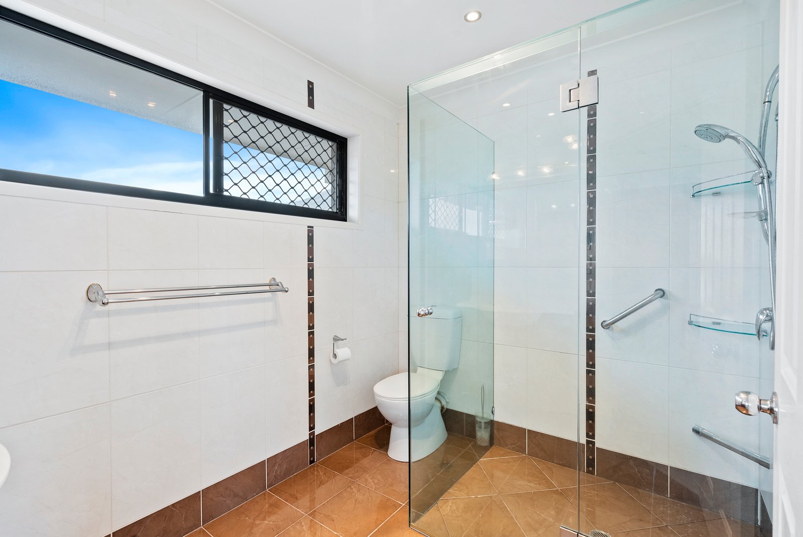 64 Melaleuca Drive PALM BEACH 17