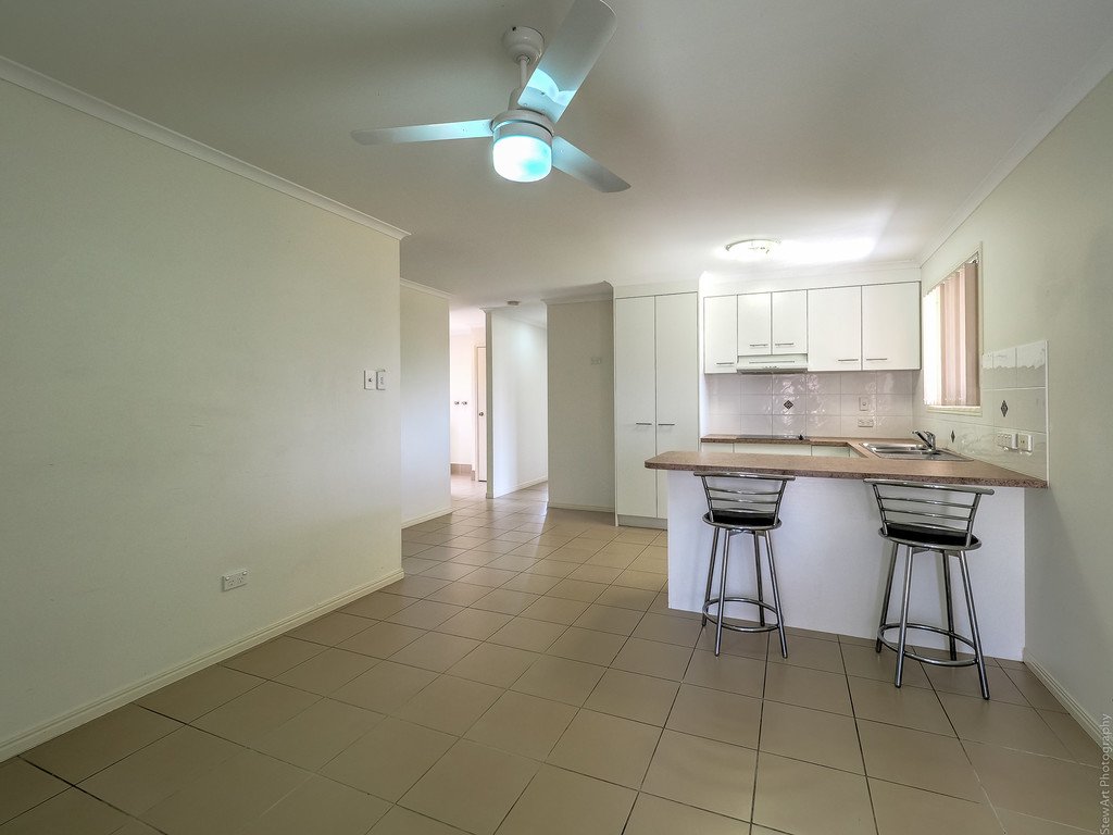 64 Moonstone Drive URANGAN 2