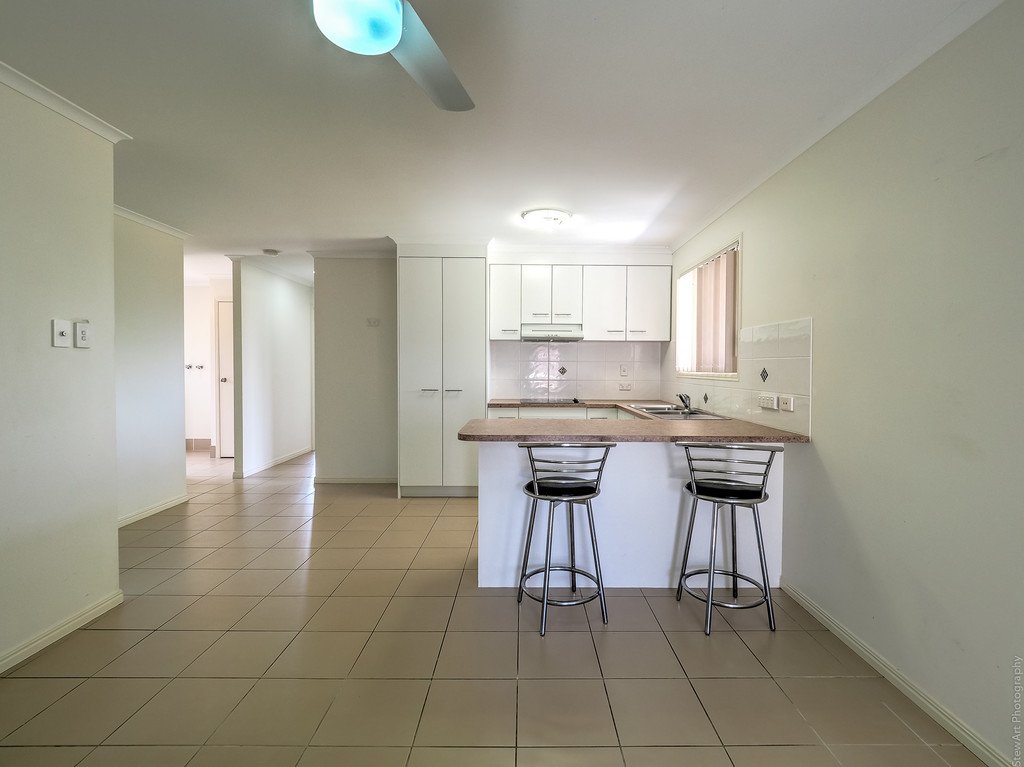 64 Moonstone Drive URANGAN 4