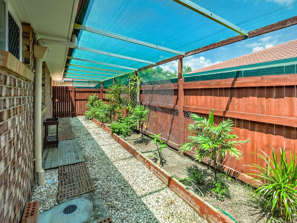 64 Moonstone Drive URANGAN 13