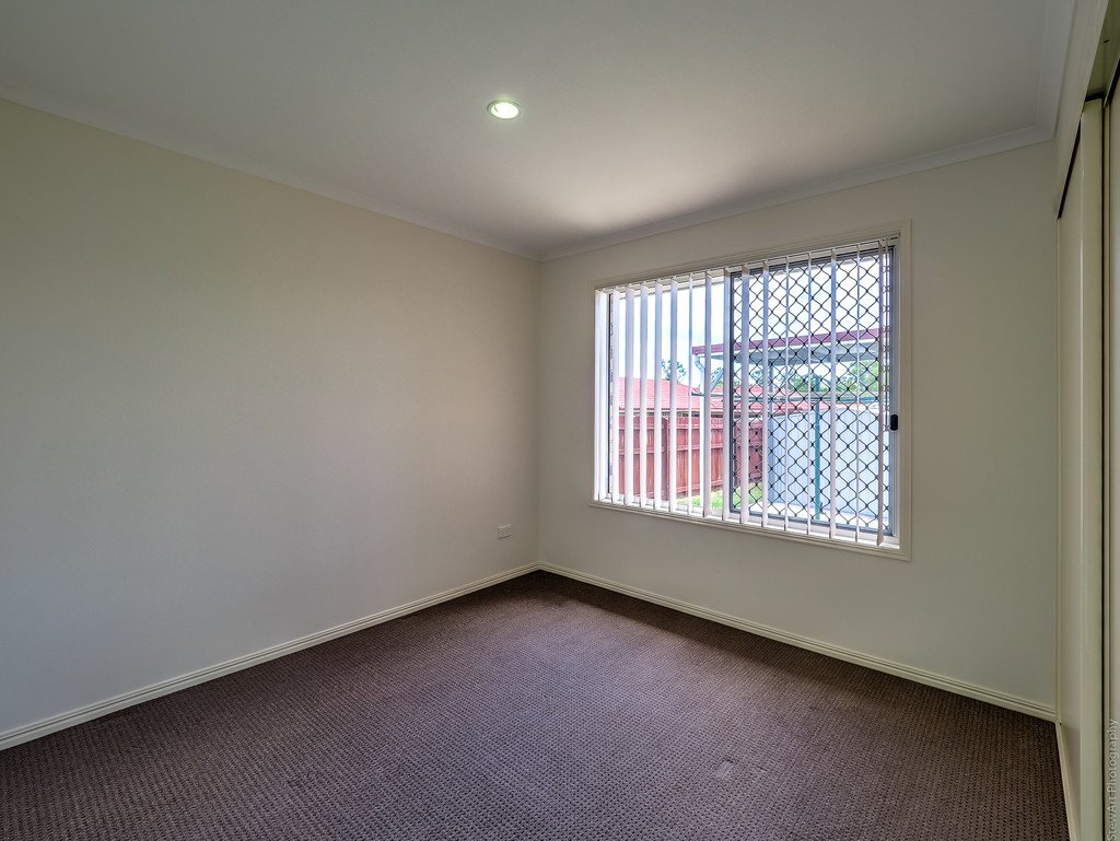 64 Moonstone Drive URANGAN 16