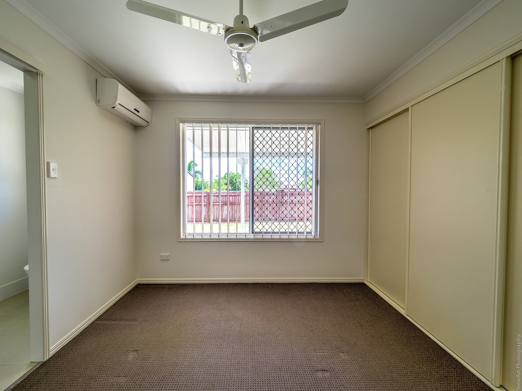 64 Moonstone Drive URANGAN 19