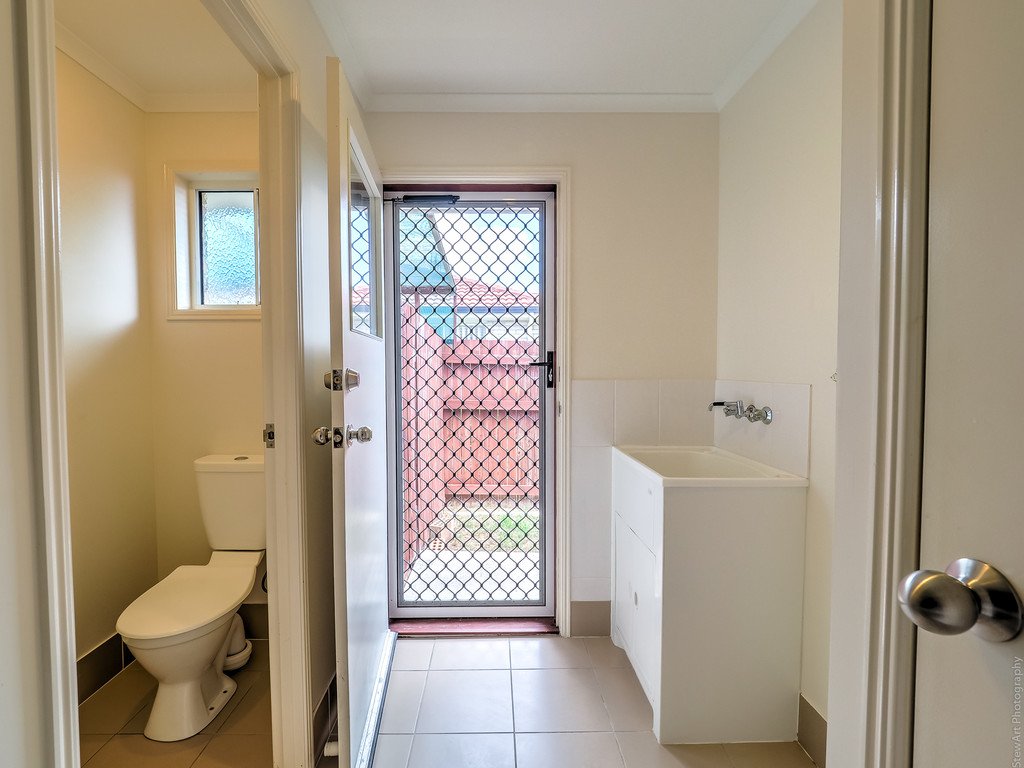 64 Moonstone Drive URANGAN 26