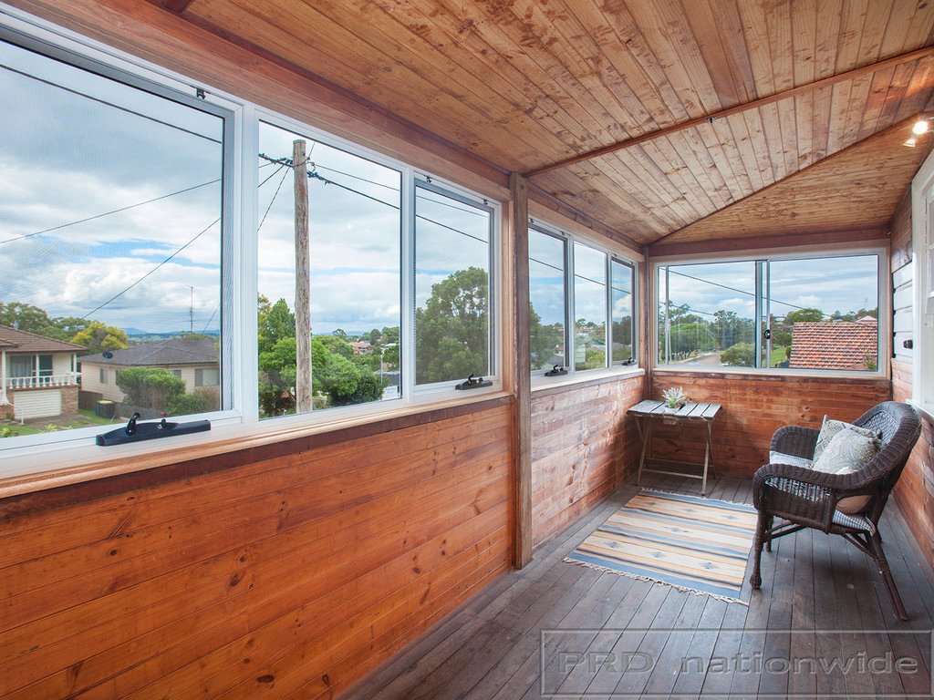 64 Narang Street EAST MAITLAND 4