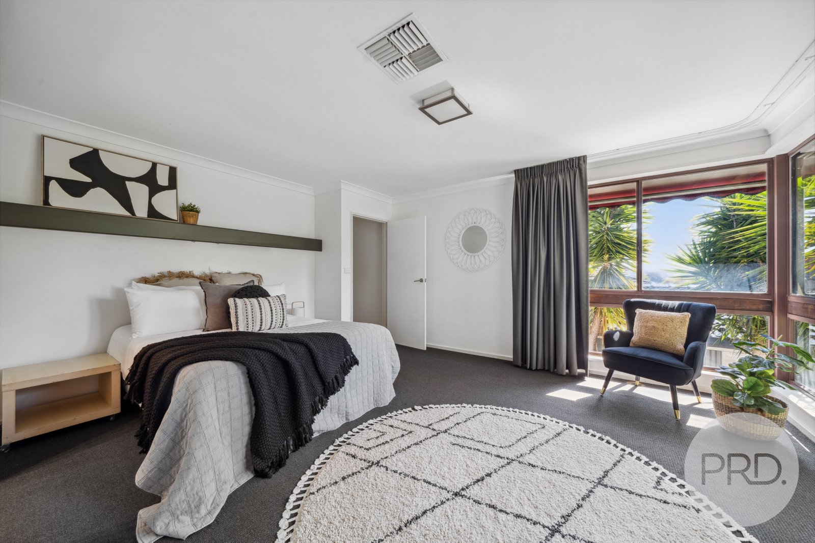64 Nixon Crescent TOLLAND 10