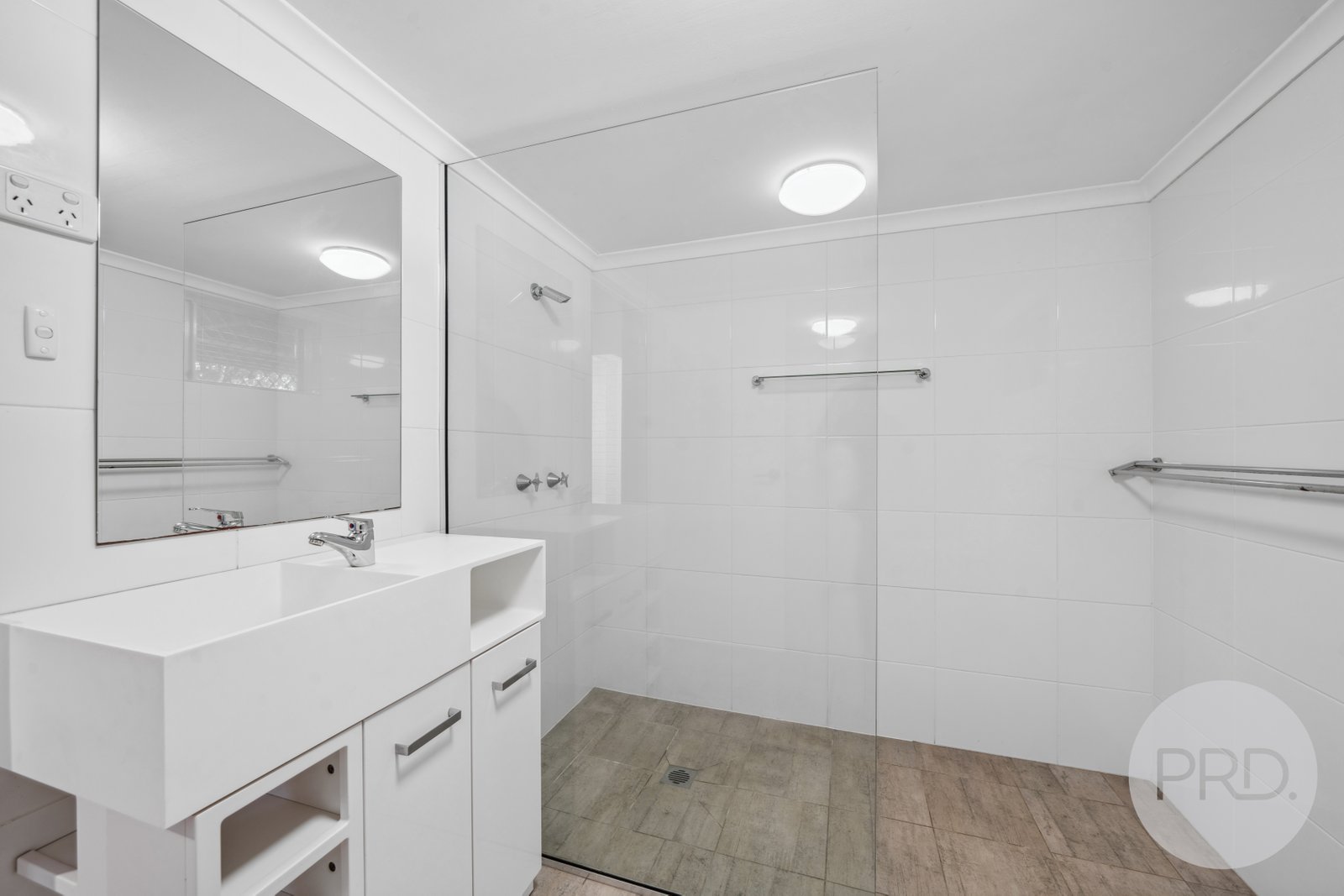 64 Nixon Crescent TOLLAND 15