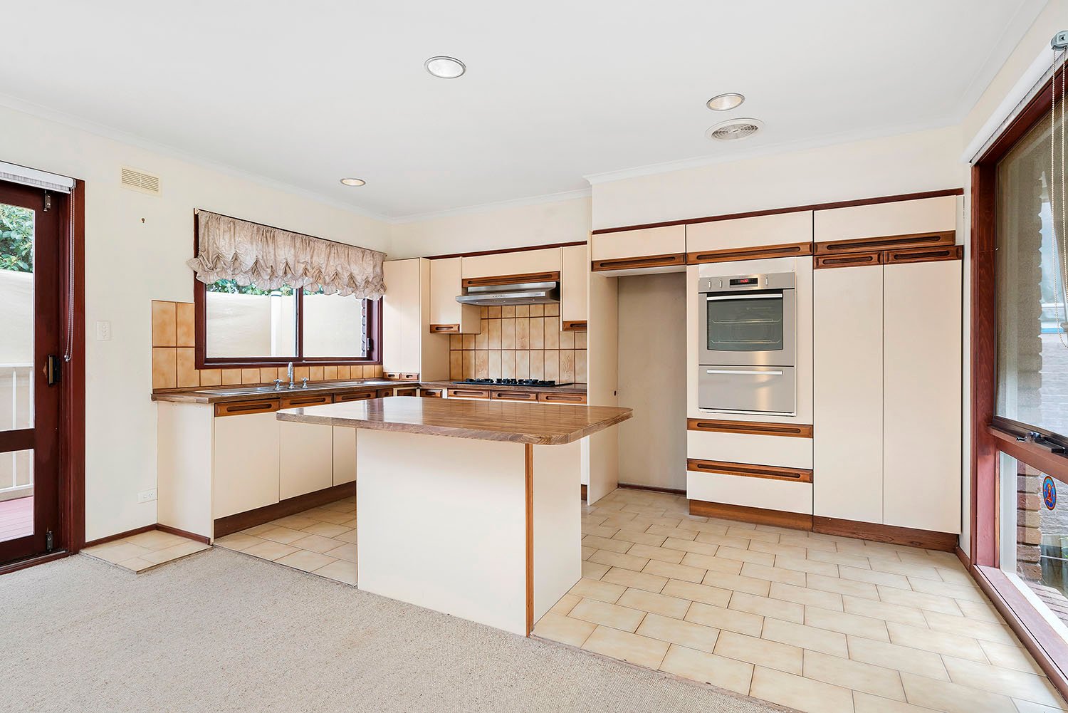 Gallery: 64 Oakpark Drive