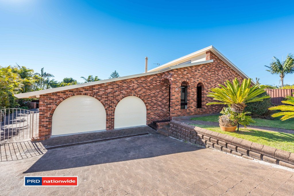64 Pacific Drive FINGAL BAY 9