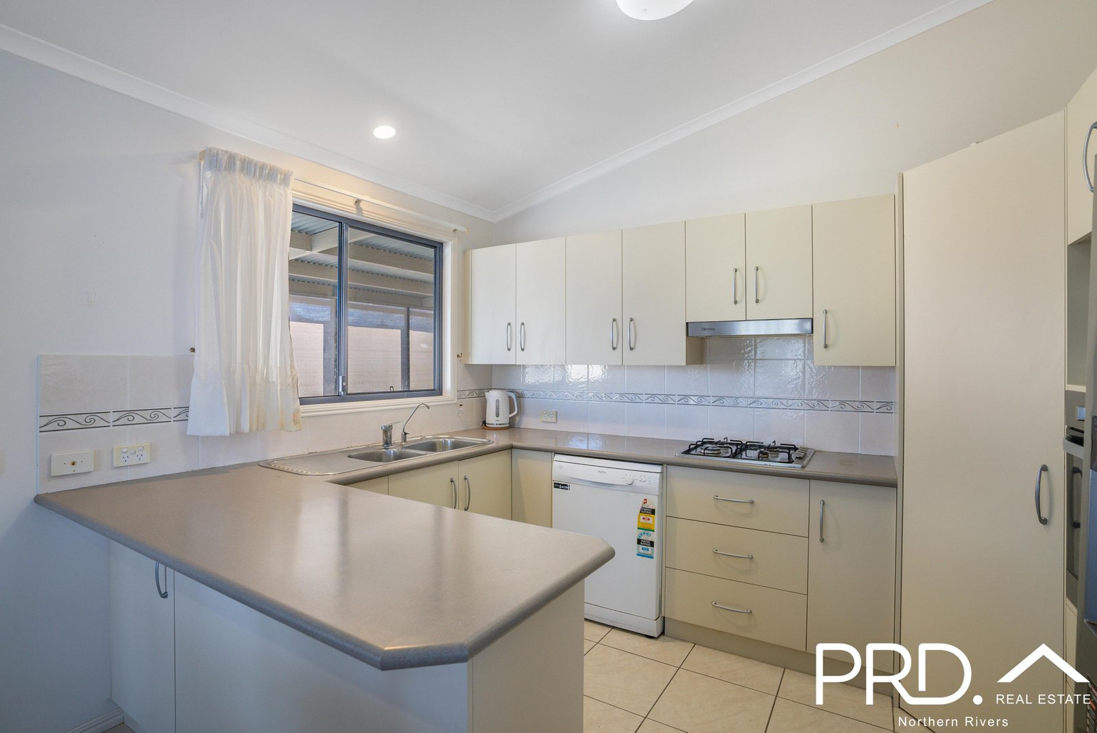 64 Parrot Place 69 Light Street CASINO 3