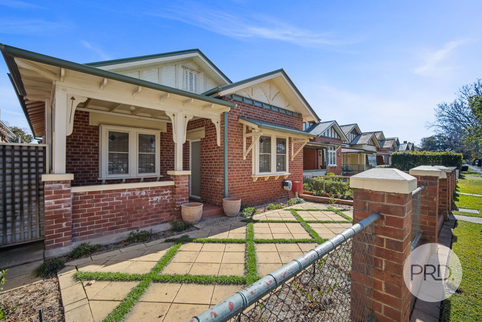 64 Peter Street WAGGA WAGGA 4