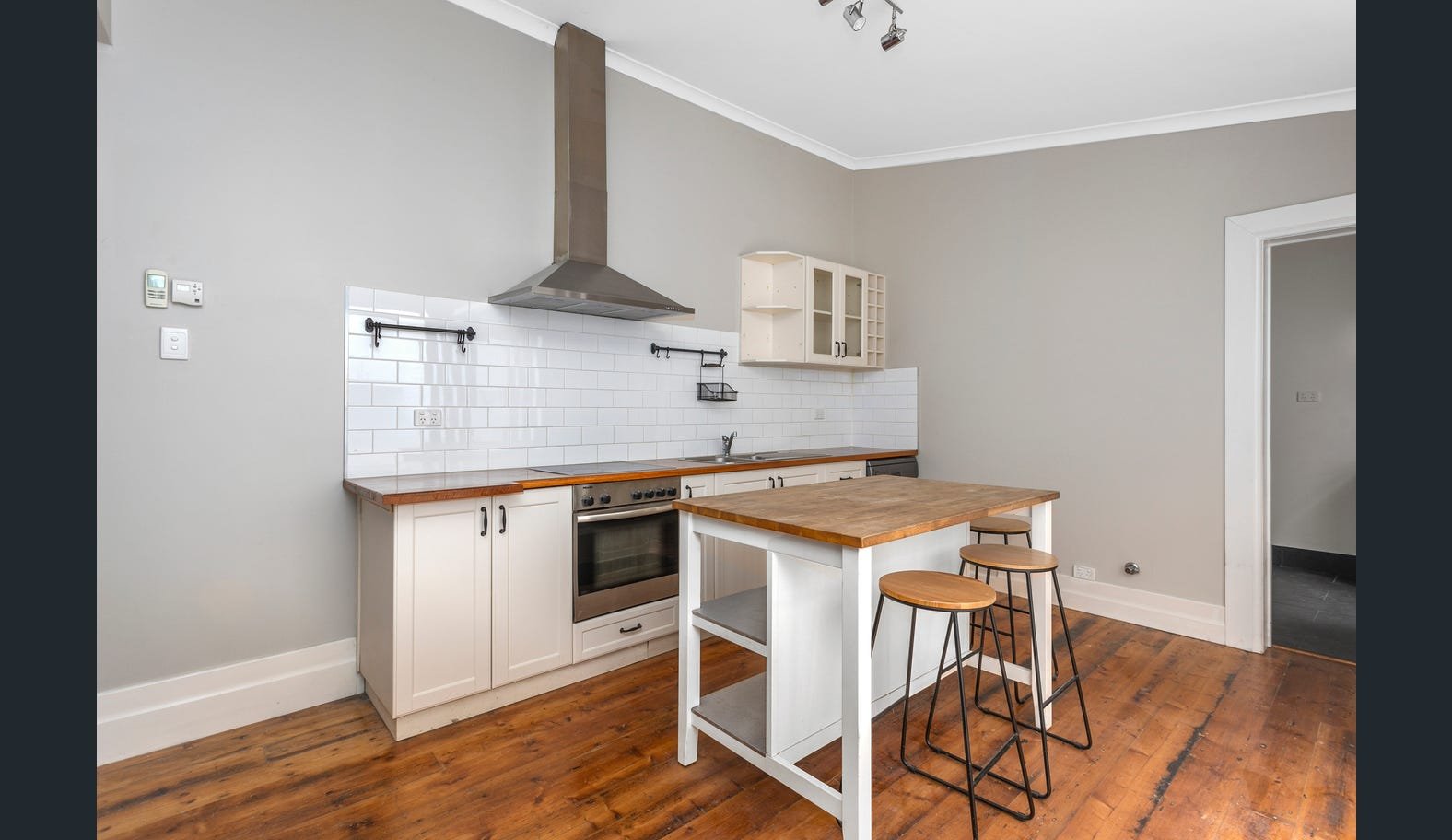 Gallery: 64 Pickett Street
