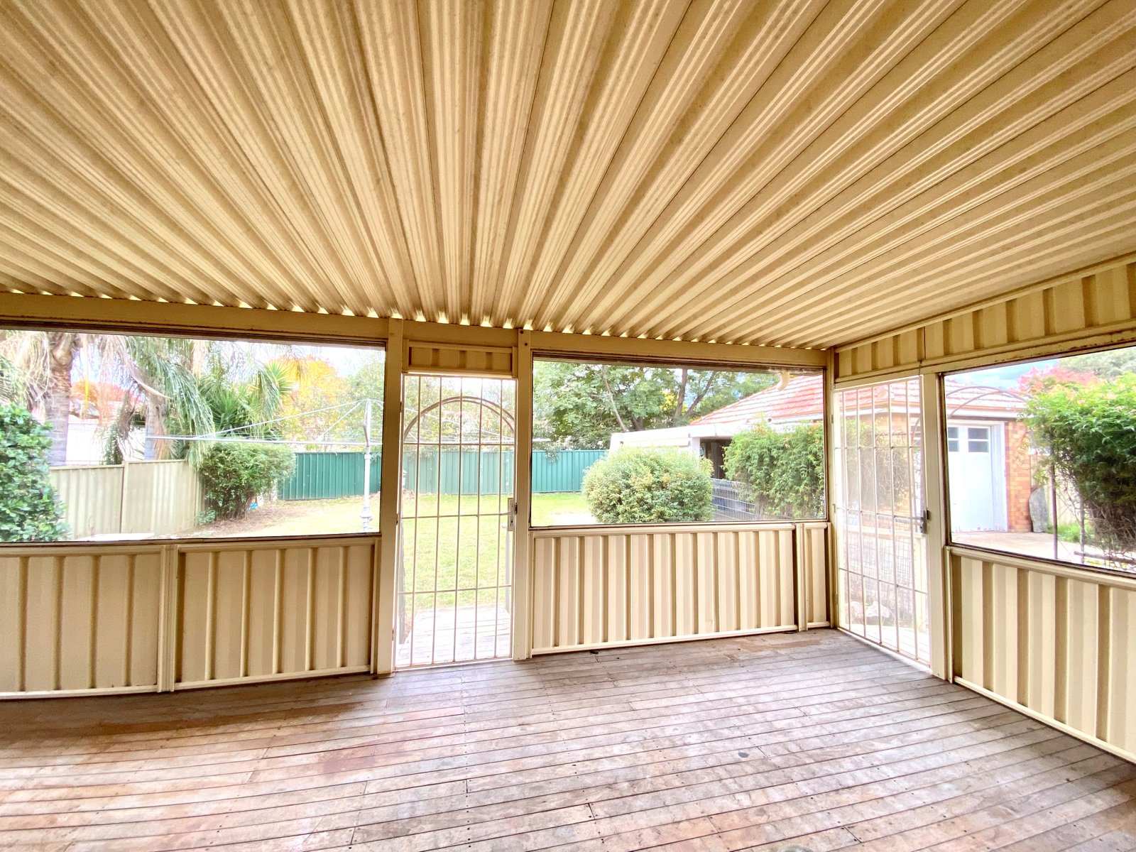 64 Piper Street TAMWORTH 12