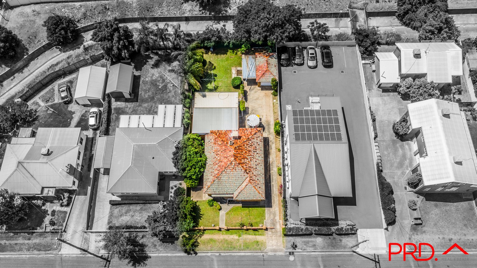 64 Piper Street TAMWORTH 21