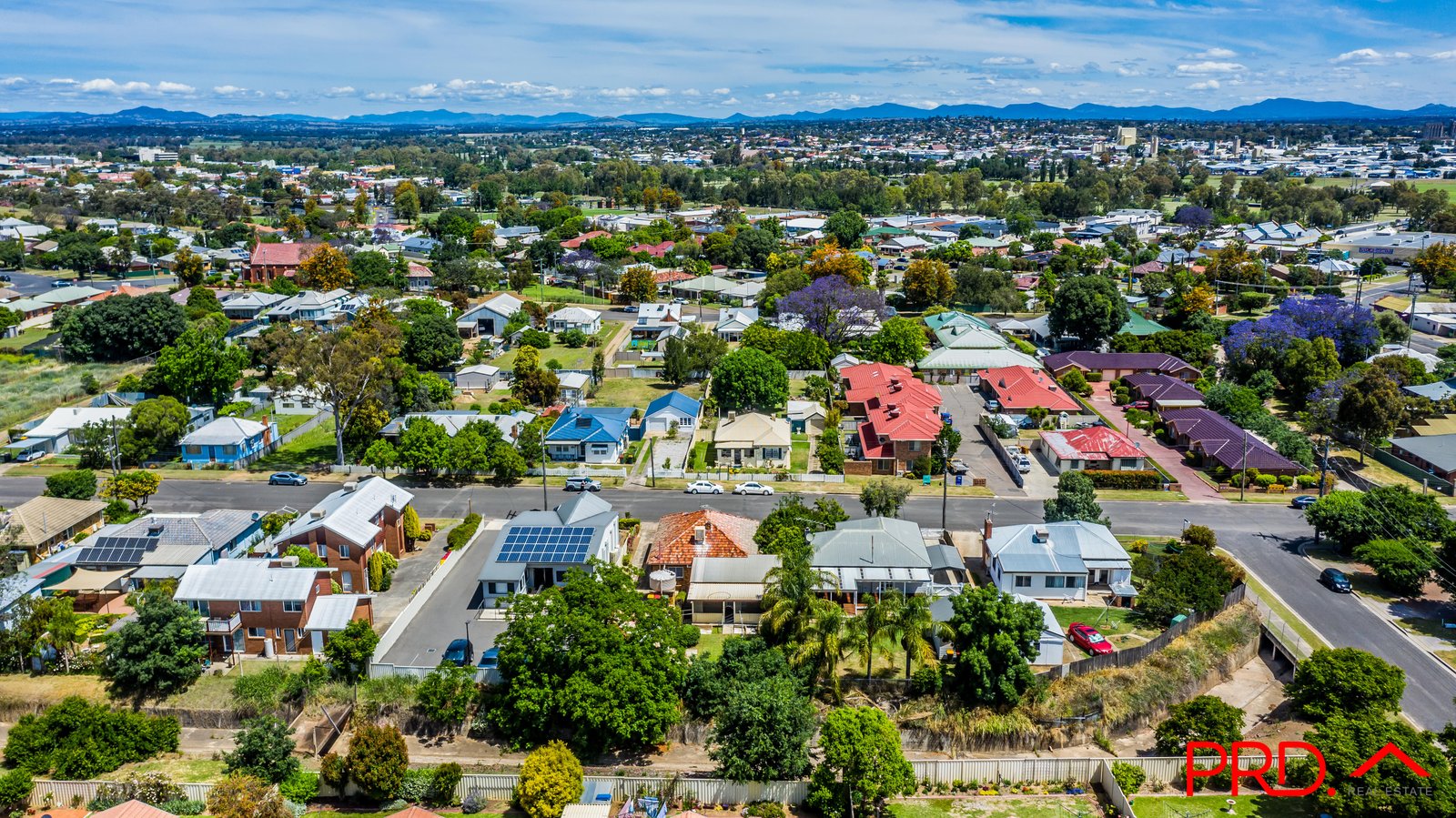 64 Piper Street TAMWORTH 23