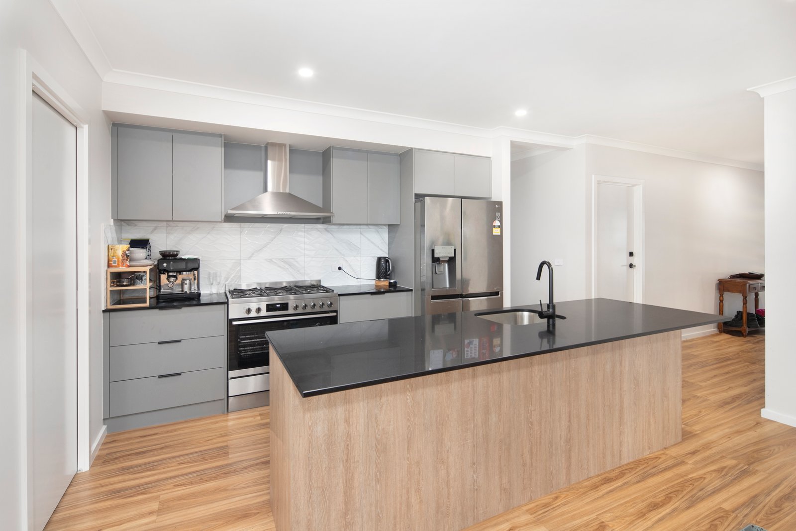 64 Progress Road DEREEL 2