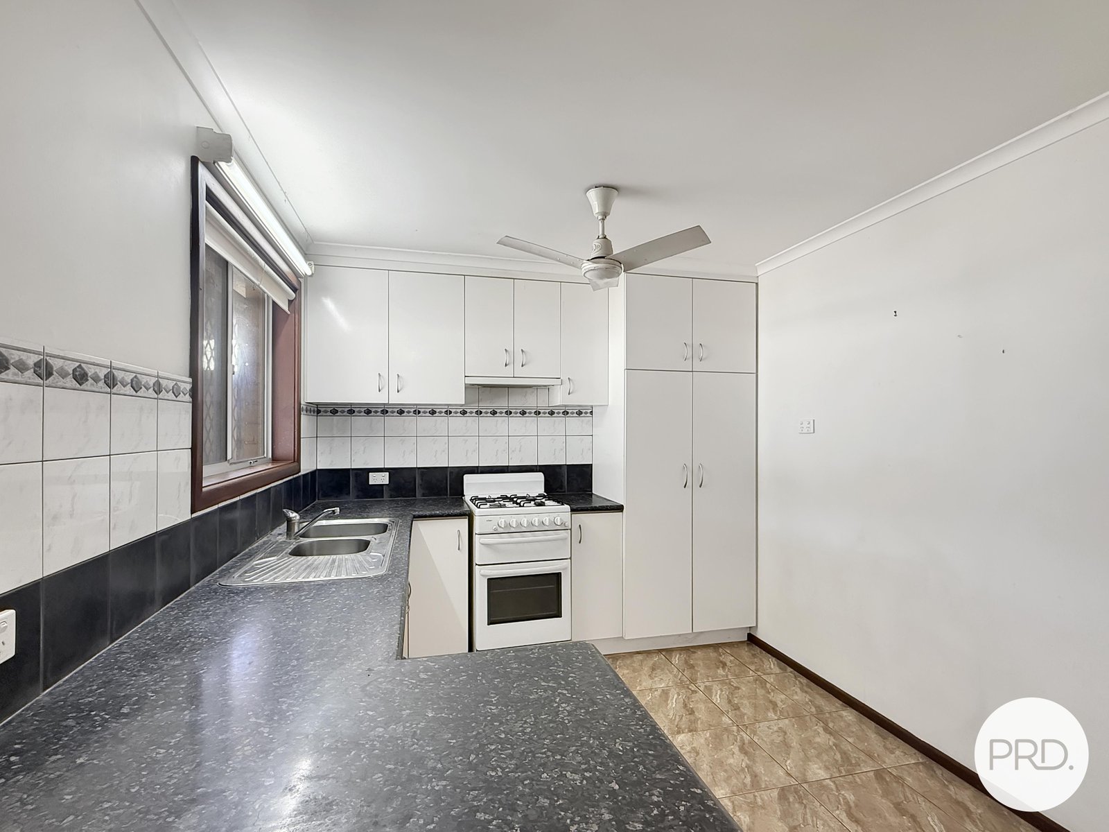 6/4 Ridley Street BULGARRA 2