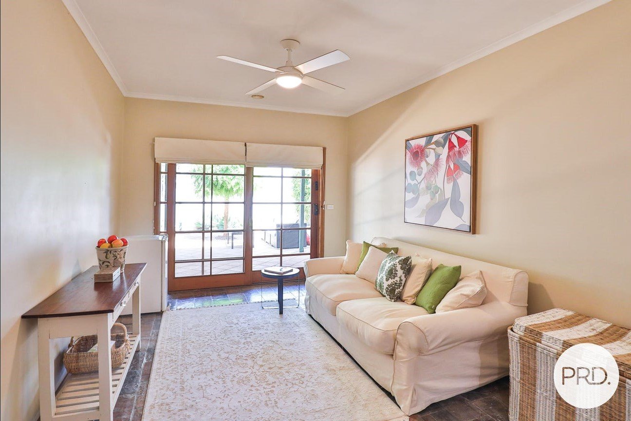 64 Riverside Avenue MILDURA 6