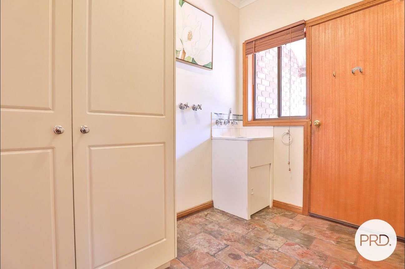 64 Riverside Avenue MILDURA 12