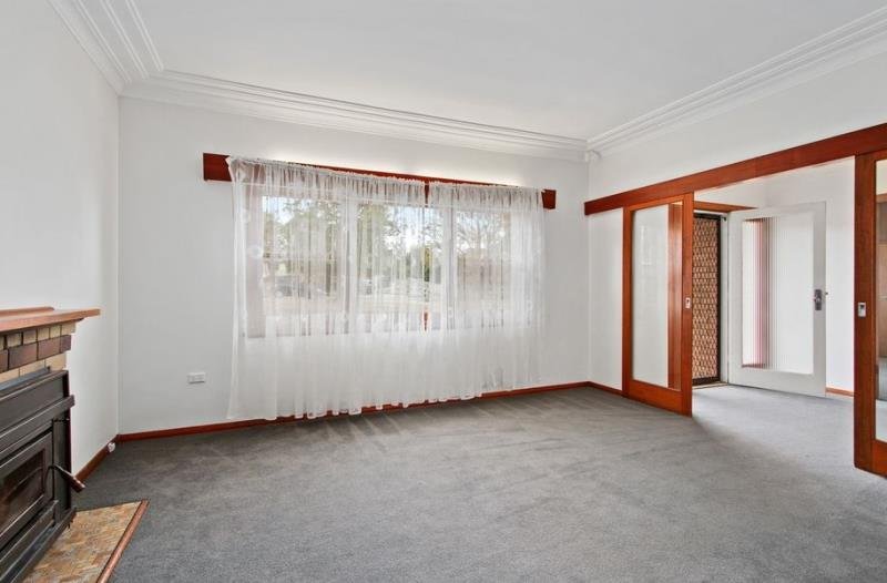 64 Roderick Street TAMWORTH 2