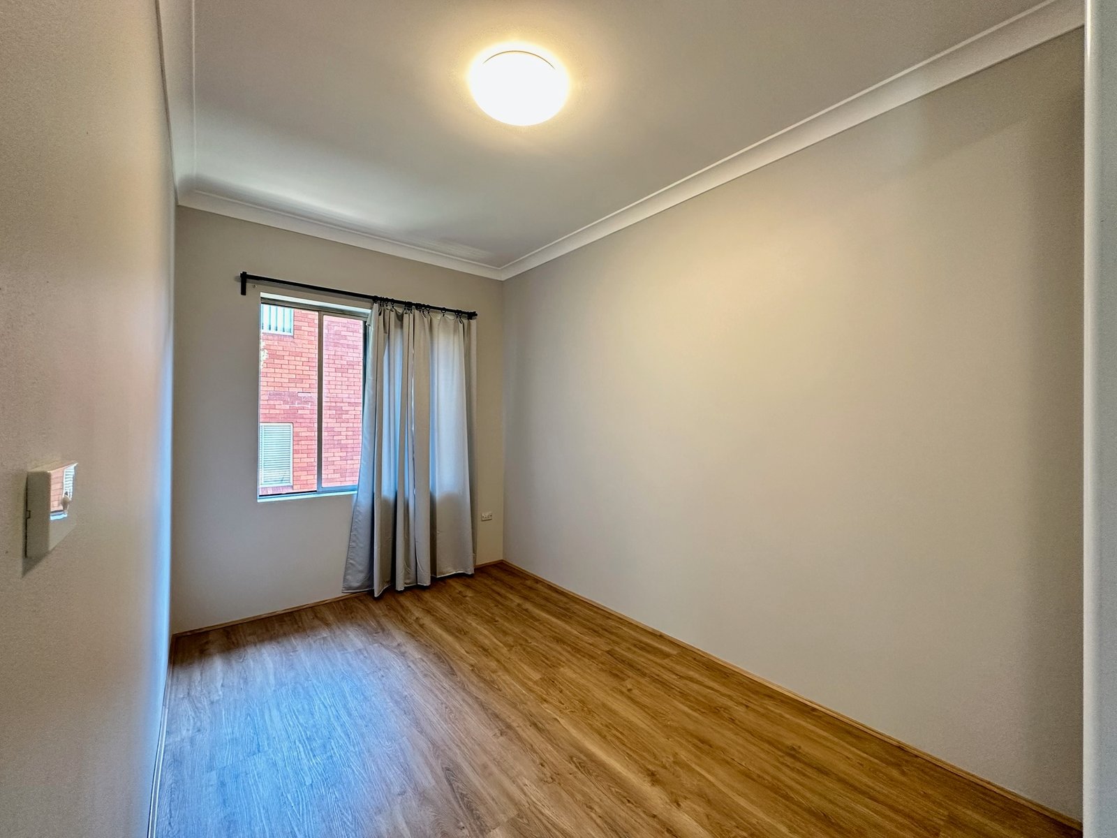 6/4 Rossi Street SOUTH HURSTVILLE 4