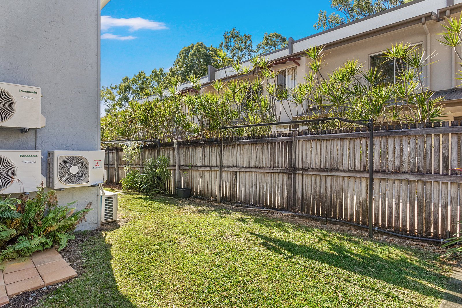 6/4 Salmon Street CANNONVALE 16